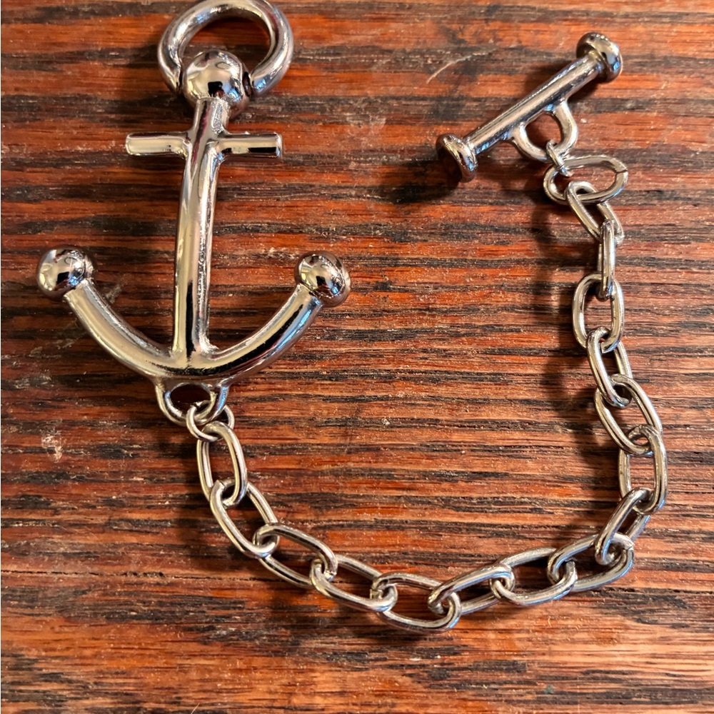 Silver Anchor Chain Bracelet - Picture 3 of 3